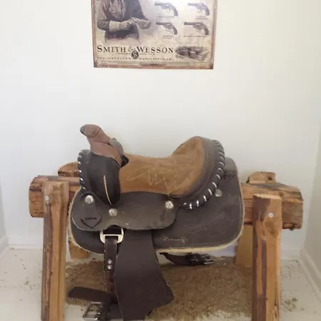 Daire Villa-western